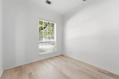 58 N Scribewood Circle, The Woodlands, TX 77382 - Photo 5