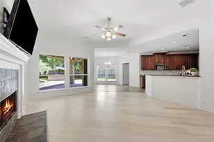 58 N Scribewood Cir, The Woodlands, TX 77382 - Photo 7