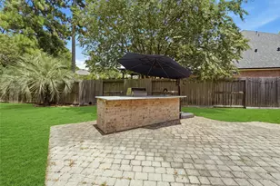 58 N Scribewood Cir, The Woodlands, TX 77382 - Photo 27