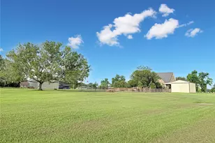 807 Mill Rd, Angleton, TX 77515 - Photo 43