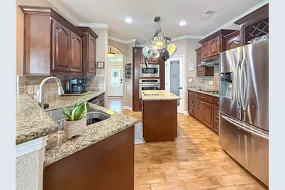 807 Mill Road, Angleton, TX 77515 - Photo 3