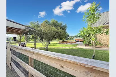 807 Mill Road, Angleton, TX 77515 - Photo 37