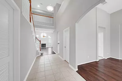 15110 Brookwood Bridge Lane, Sugar Land, TX 77498 - Photo 5