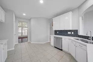 15110 Brookwood Bridge Ln, Sugar Land, TX 77498 - Photo 9