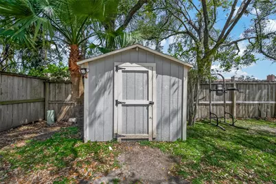 16643 Seawolf Drive, Houston, TX 77062 - Photo 23