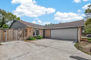 16643 Seawolf Dr, Houston, TX 77062 - Photo 1