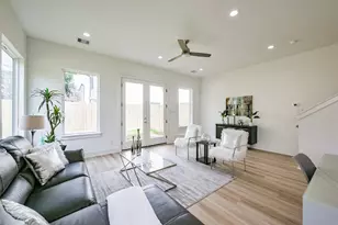 5630 Balbo St, Houston, TX 77091 - Photo 9