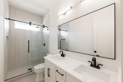 1122 E 27th St #A, Houston, TX 77009 - Photo 37