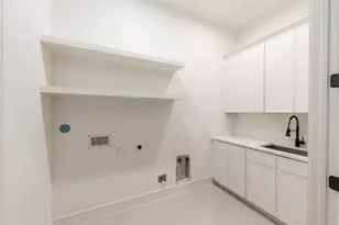 1122 E 27th St, Houston, TX 77009 - Photo 33