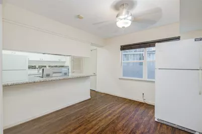 1433 Cedar Post Lane #10, Houston, TX 77055 - Photo 11