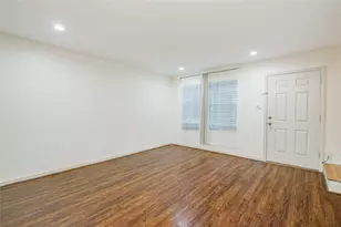 1433 Cedar Post Ln, Houston, TX 77055 - Photo 9