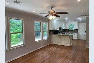 819 Eubanks Street, Houston, TX 77022 - Photo 7