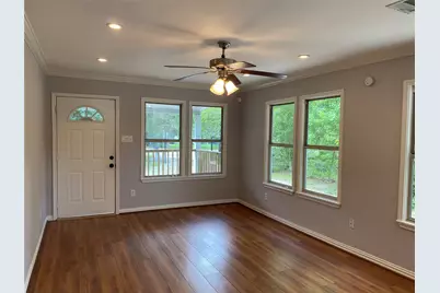 819 Eubanks Street, Houston, TX 77022 - Photo 5