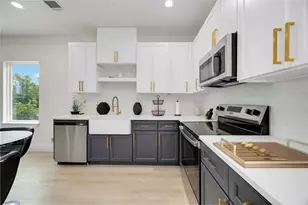 2118 Des Chaumes St, Houston, TX 77026 - Photo 13