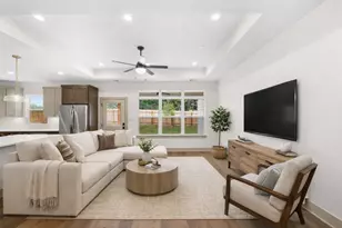 271 S College St, La Grange, TX 78945 - Photo 1