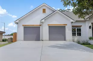 271 S College St, La Grange, TX 78945 - Photo 25
