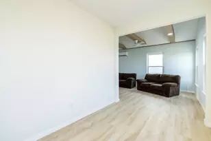 207 Beach Front Dr, Matagorda, TX 77457 - Photo 29