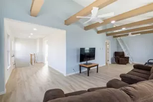 207 Beach Front Dr, Matagorda, TX 77457 - Photo 37