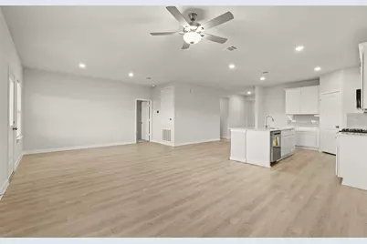 25436 Blossom Court, Montgomery, TX 77316 - Photo 7