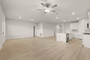 25436 Blossom Ct, Montgomery, TX 77316 - Photo 7