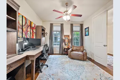 249 E 27th Street, Houston, TX 77008 - Photo 5