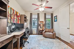 249 E 27th St, Houston, TX 77008 - Photo 5