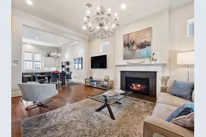 249 E 27th Street, Houston, TX 77008 - Photo 1