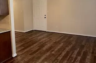 1008 N Houston Ave, Livingston, TX 77351 - Photo 5