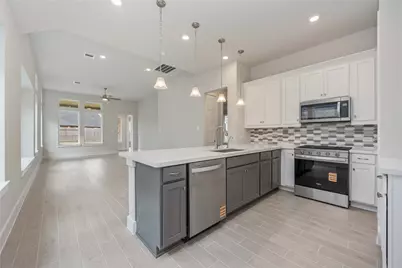 5611 Birchwood Glen Drive, Katy, TX 77493 - Photo 7