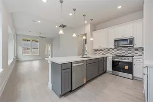 5611 Birchwood Gln Dr, Katy, TX 77493 - Photo 7