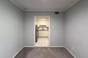 2600 Bellefontaine St, Houston, TX 77025 - Photo 7