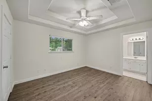 10807 Royal Tricia Dr, Conroe, TX 77303 - Photo 11