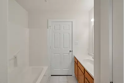 10807 Royal Tricia Drive, Conroe, TX 77303 - Photo 23