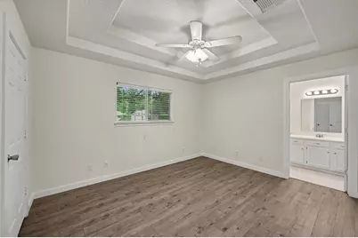 10807 Royal Tricia Drive, Conroe, TX 77303 - Photo 11