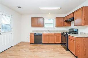 13431 Ella View Lane, Houston, TX 77067 - Photo 7