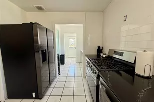 4183 County Rd 571, West Columbia, TX 77486 - Photo 9