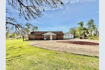4183 County Road 571, West Columbia, TX 77486 - Photo 1