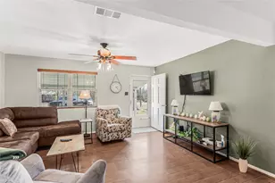 310 Water Oak St, Somerville, TX 77879 - Photo 3