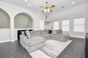 2110 5 Iron Dr, Houston, TX 77089 - Photo 17