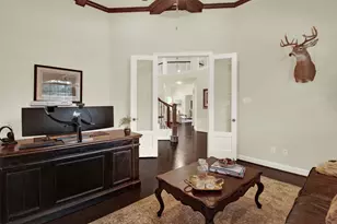 210 Chirping Squirrel Ct, Pinehurst, TX 77362 - Photo 9