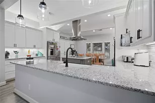 615 Lilley Rd, Alvin, TX 77511 - Photo 7