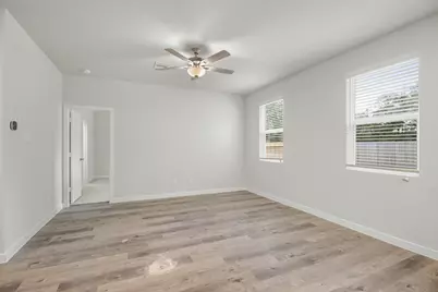 16980 Hazelnut Drive, Conroe, TX 77302 - Photo 7