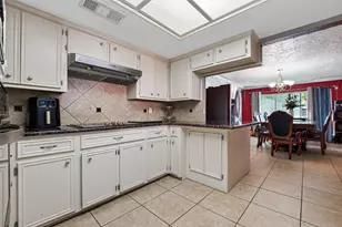 16526 De Lozier St, Houston, TX 77040 - Photo 9