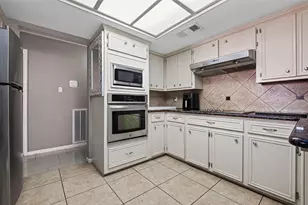 16526 De Lozier St, Houston, TX 77040 - Photo 13