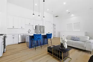 107 W Whitney St, Houston, TX 77018 - Photo 5