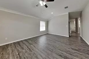 20423 Drakewood Dr, Katy, TX 77449 - Photo 3