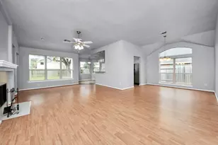 9711 Andrews Ln, Missouri City, TX 77459 - Photo 11