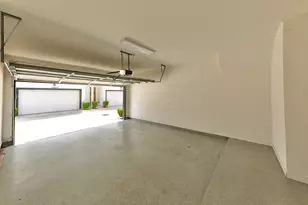 1526 Ojeman Rd, Houston, TX 77055 - Photo 5