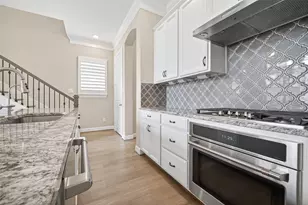 11924 Stirling Row Ln, Houston, TX 77082 - Photo 9