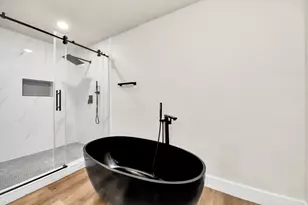 11615 1 Token Dr, Houston, TX 77065 - Photo 25